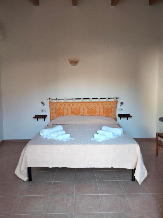 Agriturismo I Doni Del Mandorlo Alghero Exterior photo